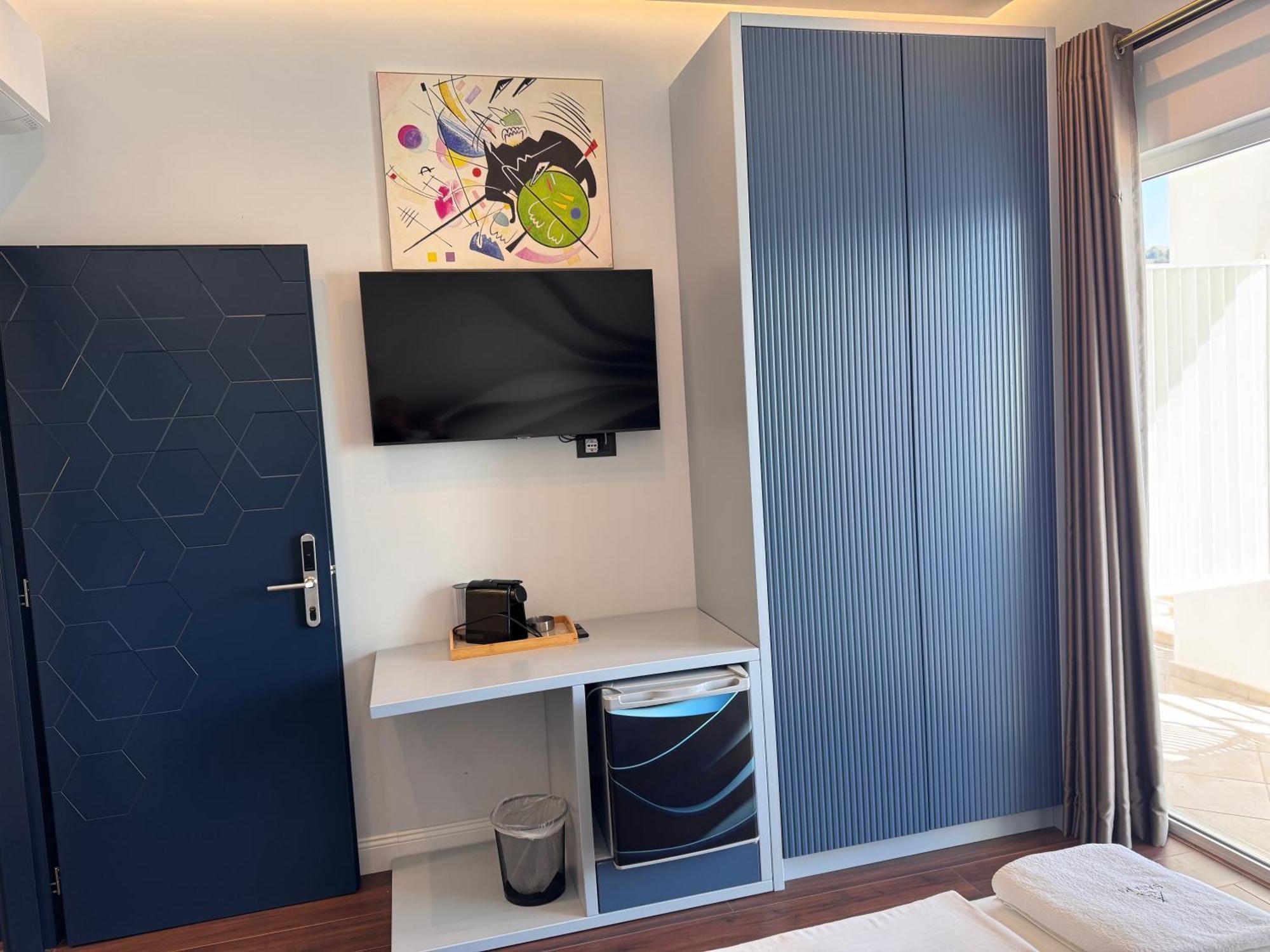 Hotel Airstay Seaview *